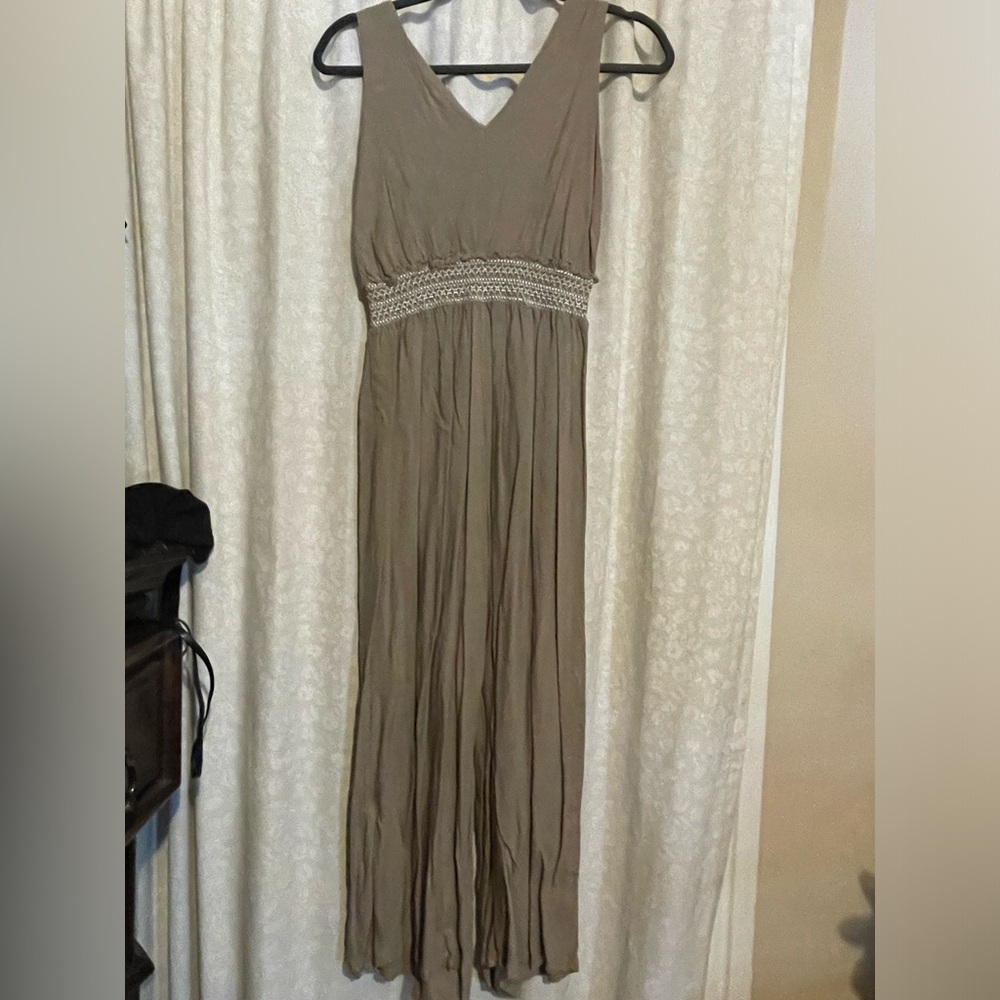 Elegant olive green jumpsuit